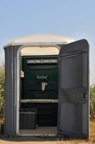Best Portable restroom solutions  in Breaux Bridge, LA